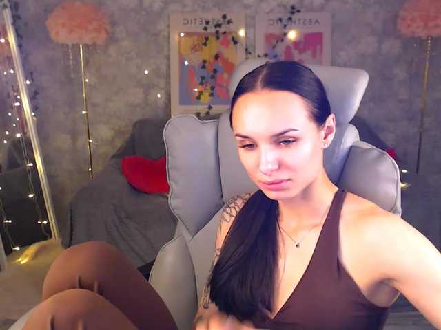 NicoleMerz live cam on BongaCams
