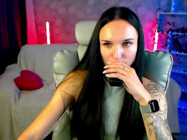 NicoleMerz live cam on BongaCams