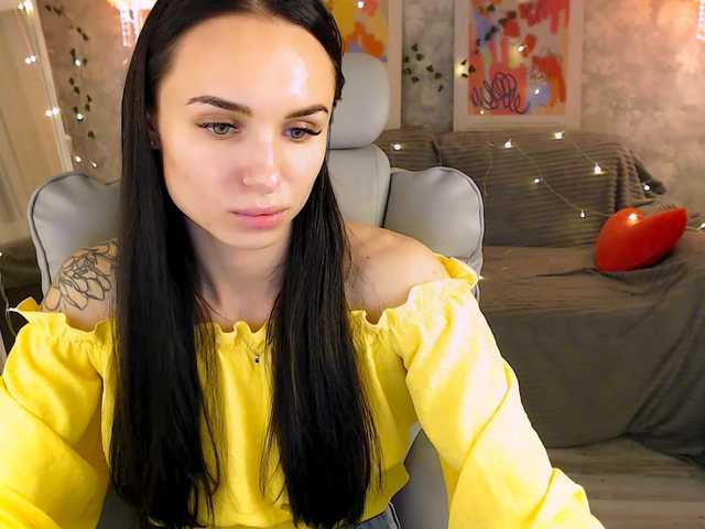 NicoleMerz live cam on BongaCams