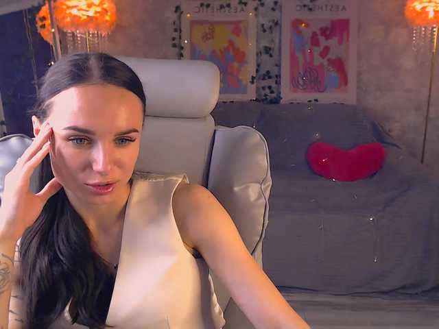 NicoleMerz