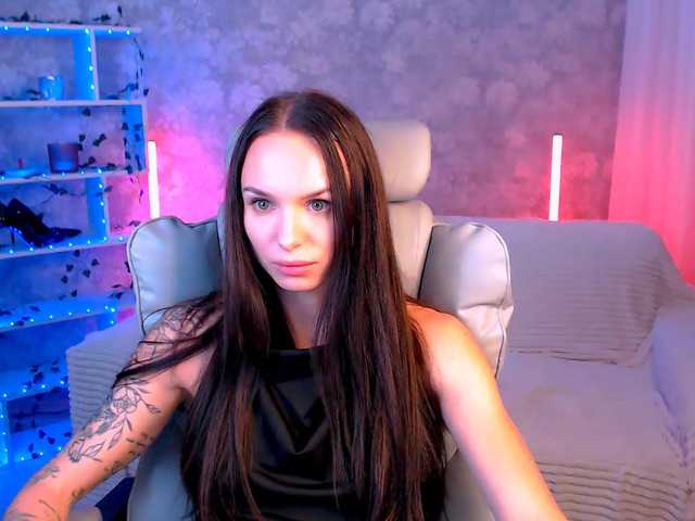 NicoleMerz live cam on BongaCams