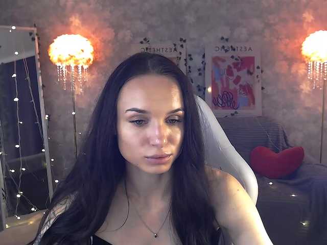 nicolemerz online