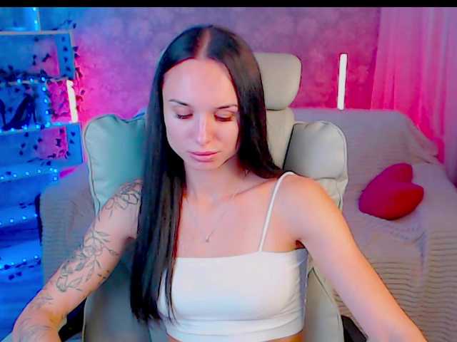 NicoleMerz live cam on BongaCams