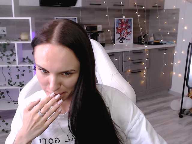 NicoleMerz