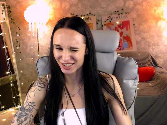 NicoleMerz
