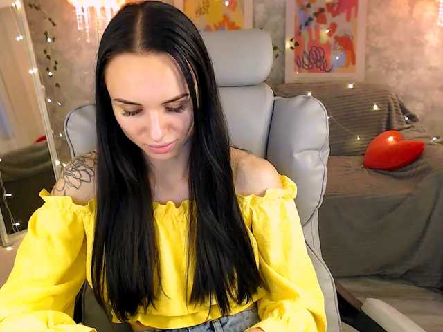 NicoleMerz live cam on BongaCams