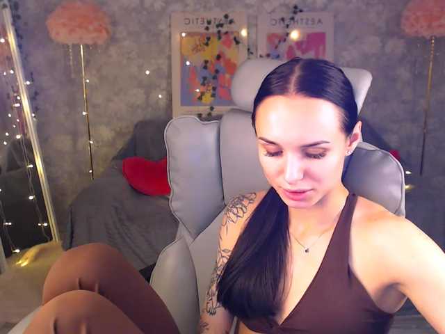 nicolemerz cam belle
