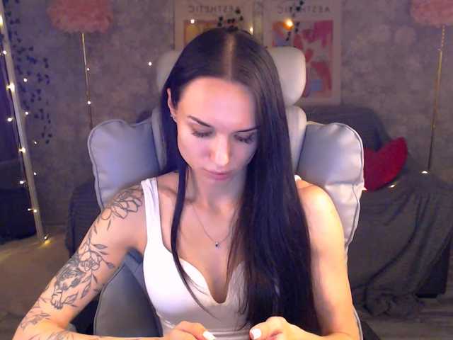 NicoleMerz