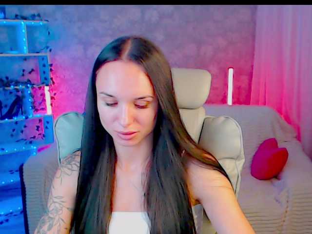 NicoleMerz live cam on BongaCams