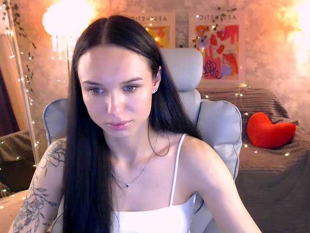 nicolemerz cam belle