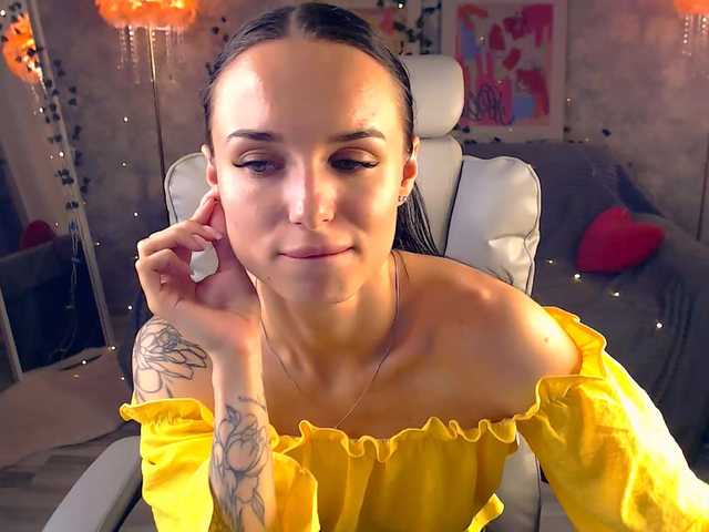 NicoleMerz live cam on BongaCams