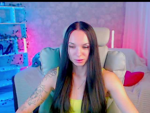 NicoleMerz live cam on BongaCams