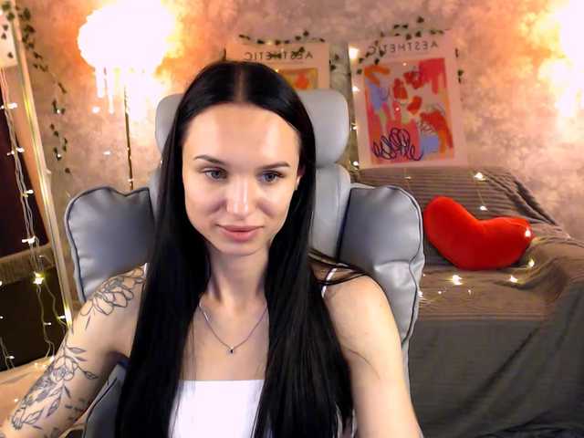 nicolemerz online