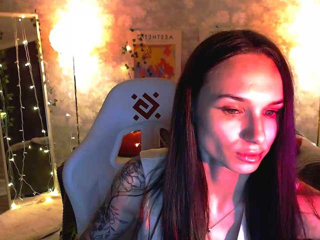 nicolemerz online