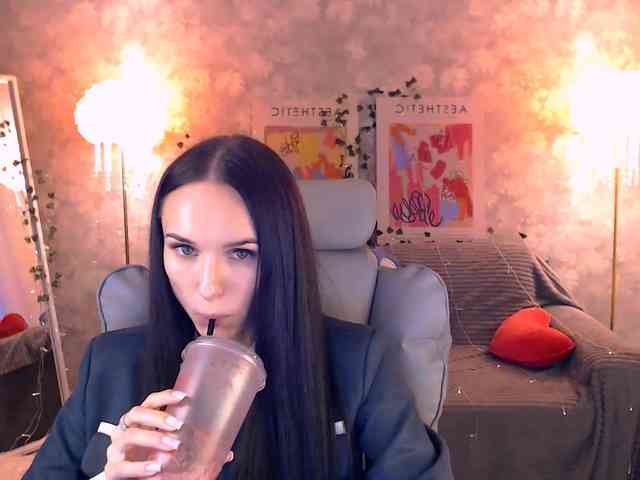 NicoleMerz