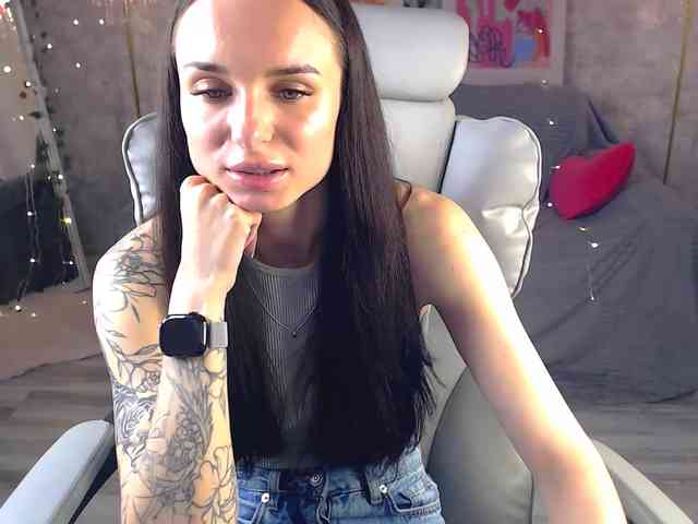 NicoleMerz