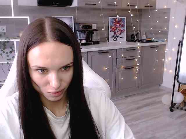 NicoleMerz