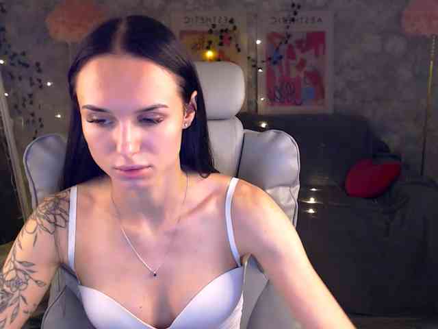NicoleMerz