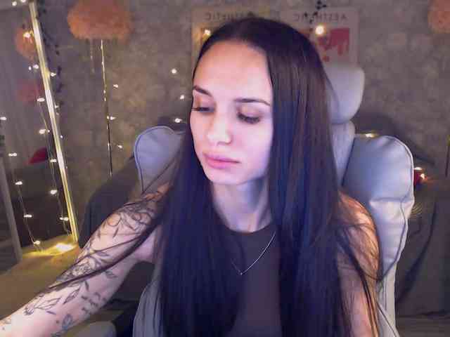 NicoleMerz