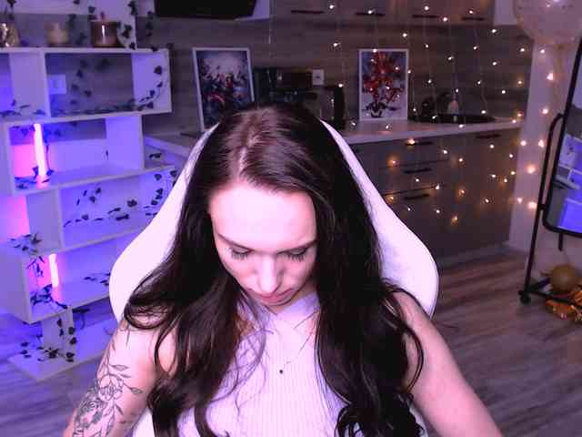 NicoleMerz