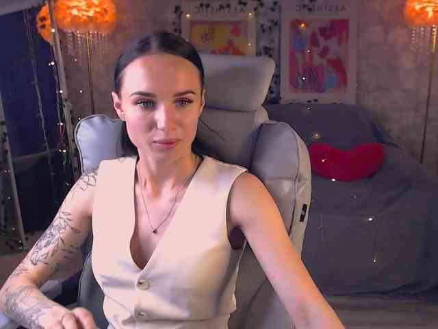 NicoleMerz