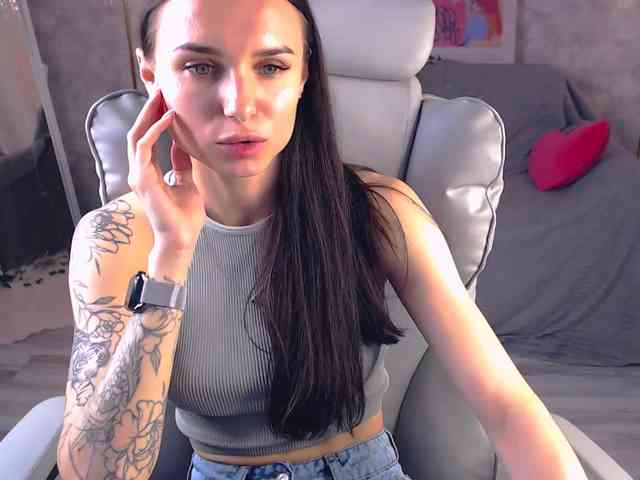 NicoleMerz Live Webcam on BongaCams
