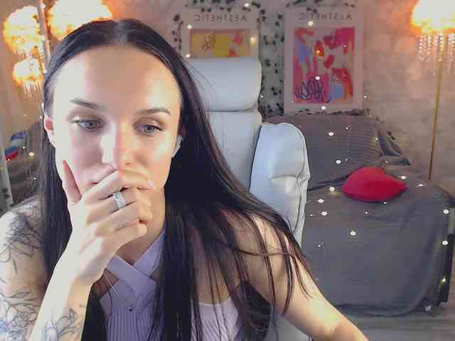 NicoleMerz