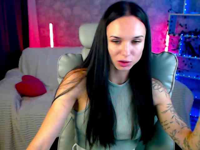 NicoleMerz