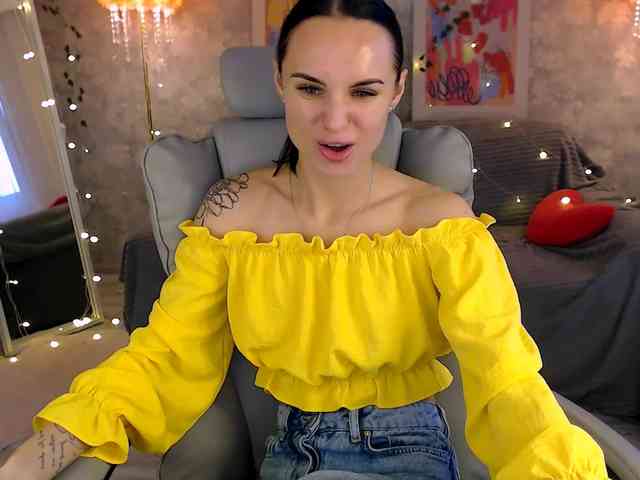 NicoleMerz
