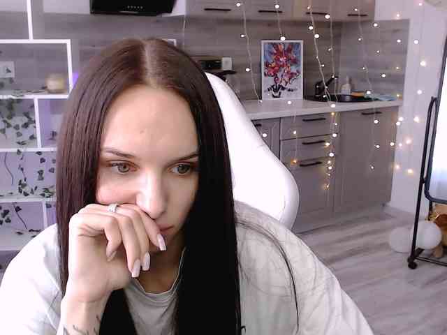 NicoleMerz