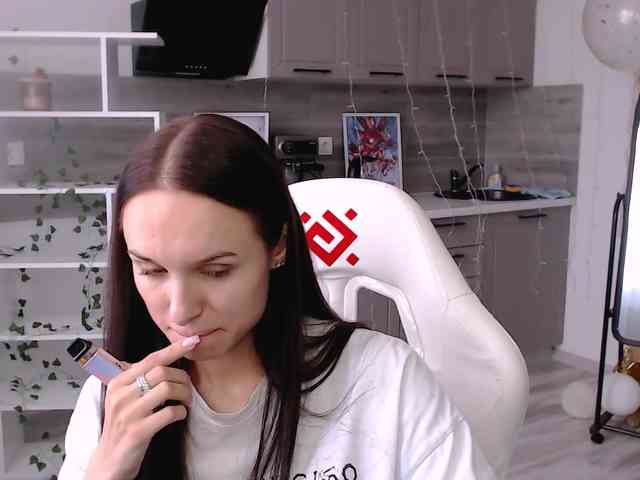 NicoleMerz