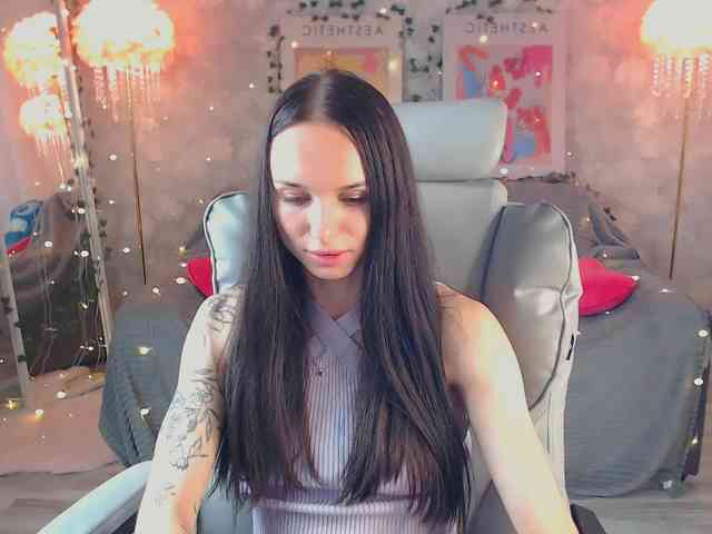 NicoleMerz