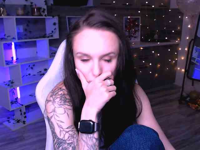 NicoleMerz