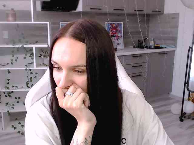 NicoleMerz