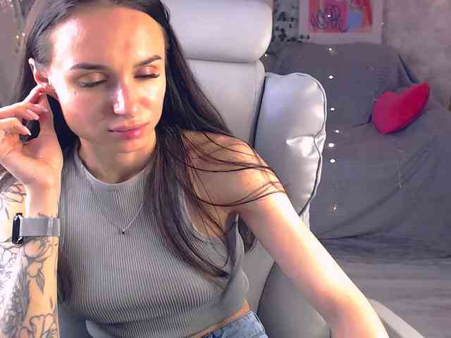 NicoleMerz NicoleMerz