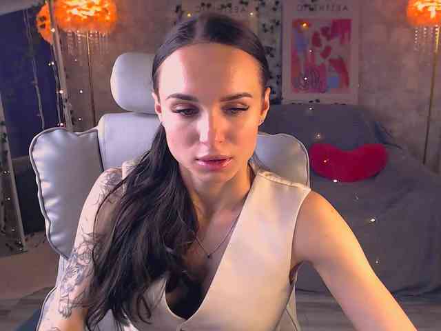 NicoleMerz