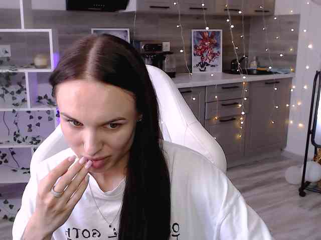 NicoleMerz