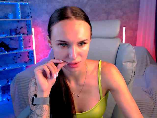 NicoleMerz Porn