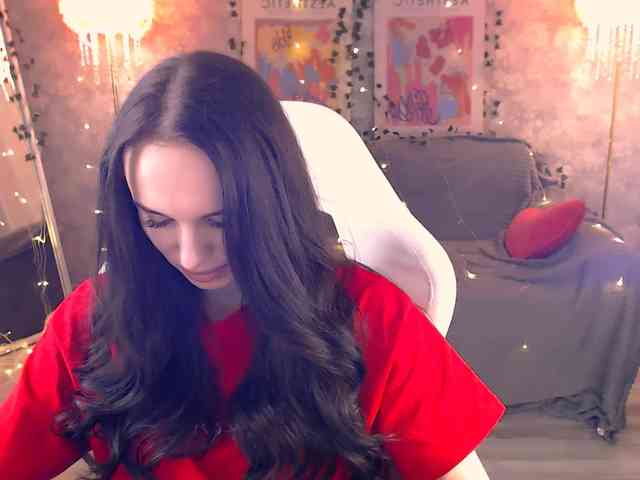 NicoleMerz webcam