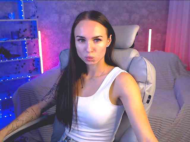 NicoleMerz