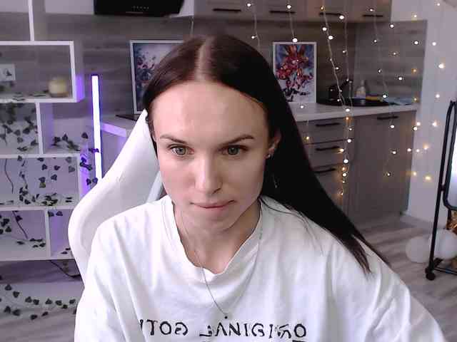 NicoleMerz