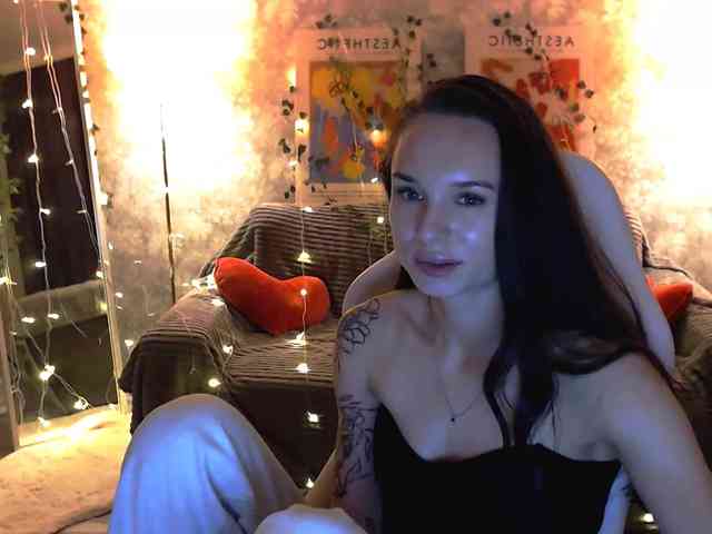 NicoleMerz NicoleMerz