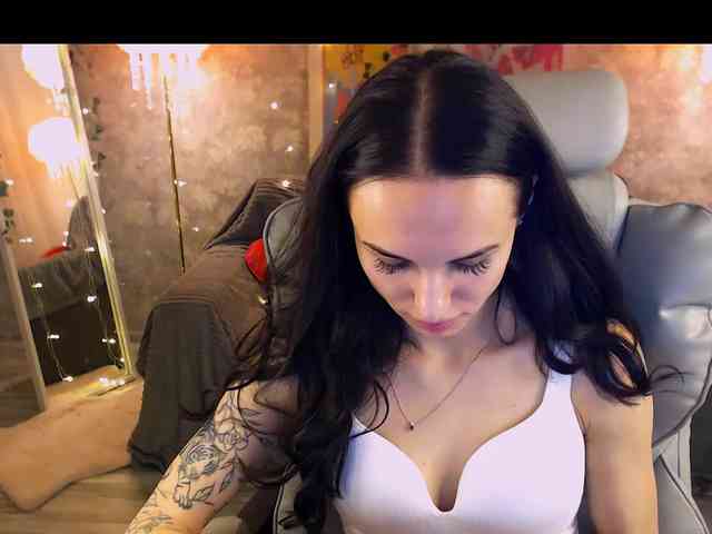 NicoleMerz