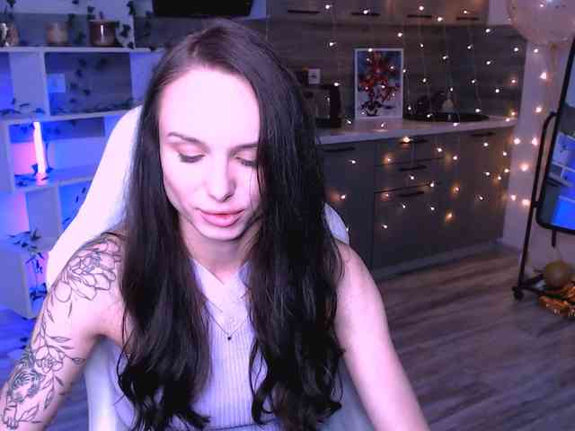 NicoleMerz