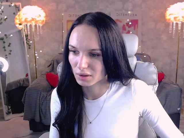 NicoleMerz