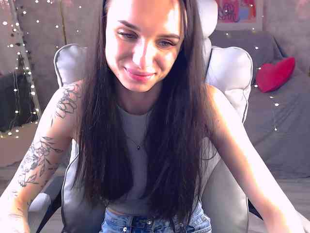NicoleMerz