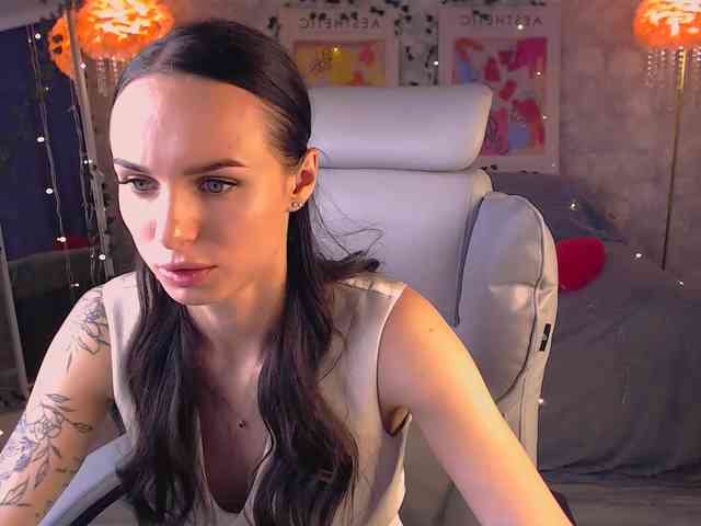 NicoleMerz