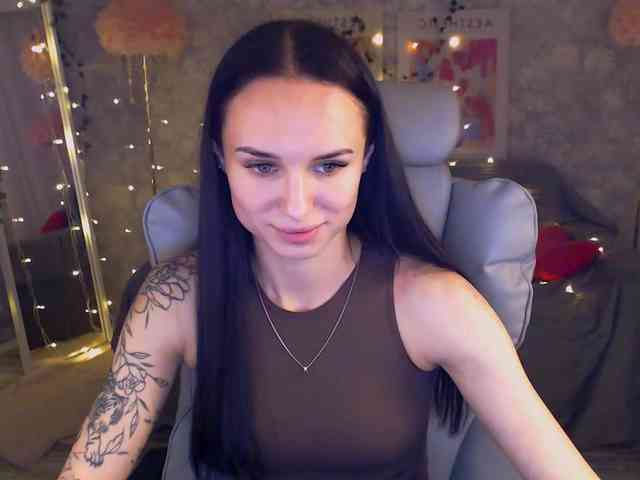 NicoleMerz
