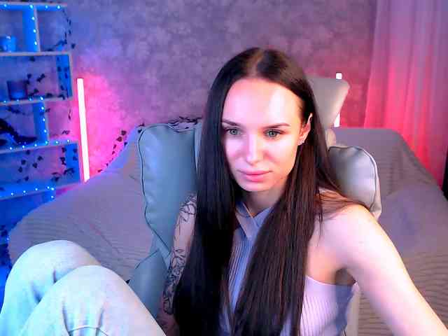 NicoleMerz Sex Cam Show