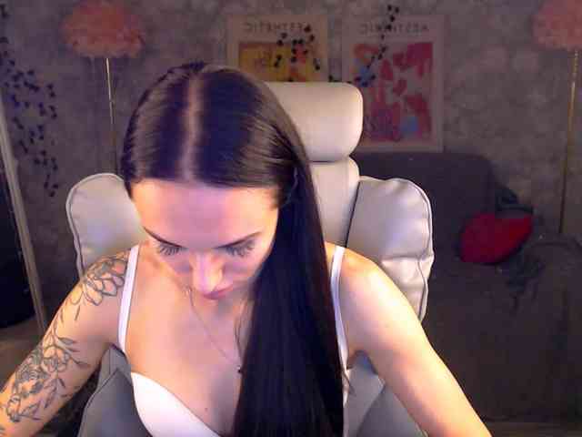 NicoleMerz